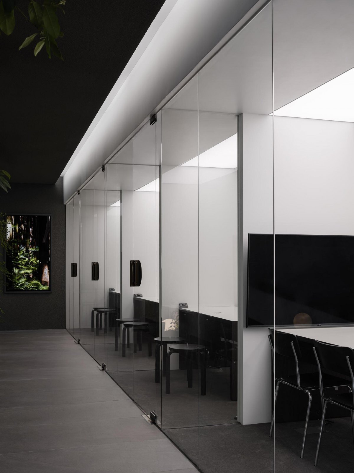 アート・デザイン・音楽 INNOVATIVE OFFICE DESIGN ZX VENTURES